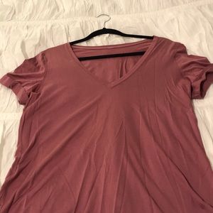 NWOT Lululemon love tee, v-neck, figue
